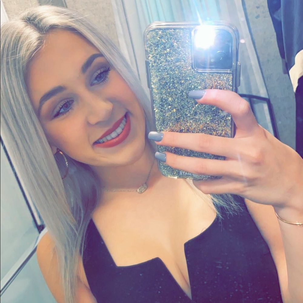 Meet your Posher, Sara